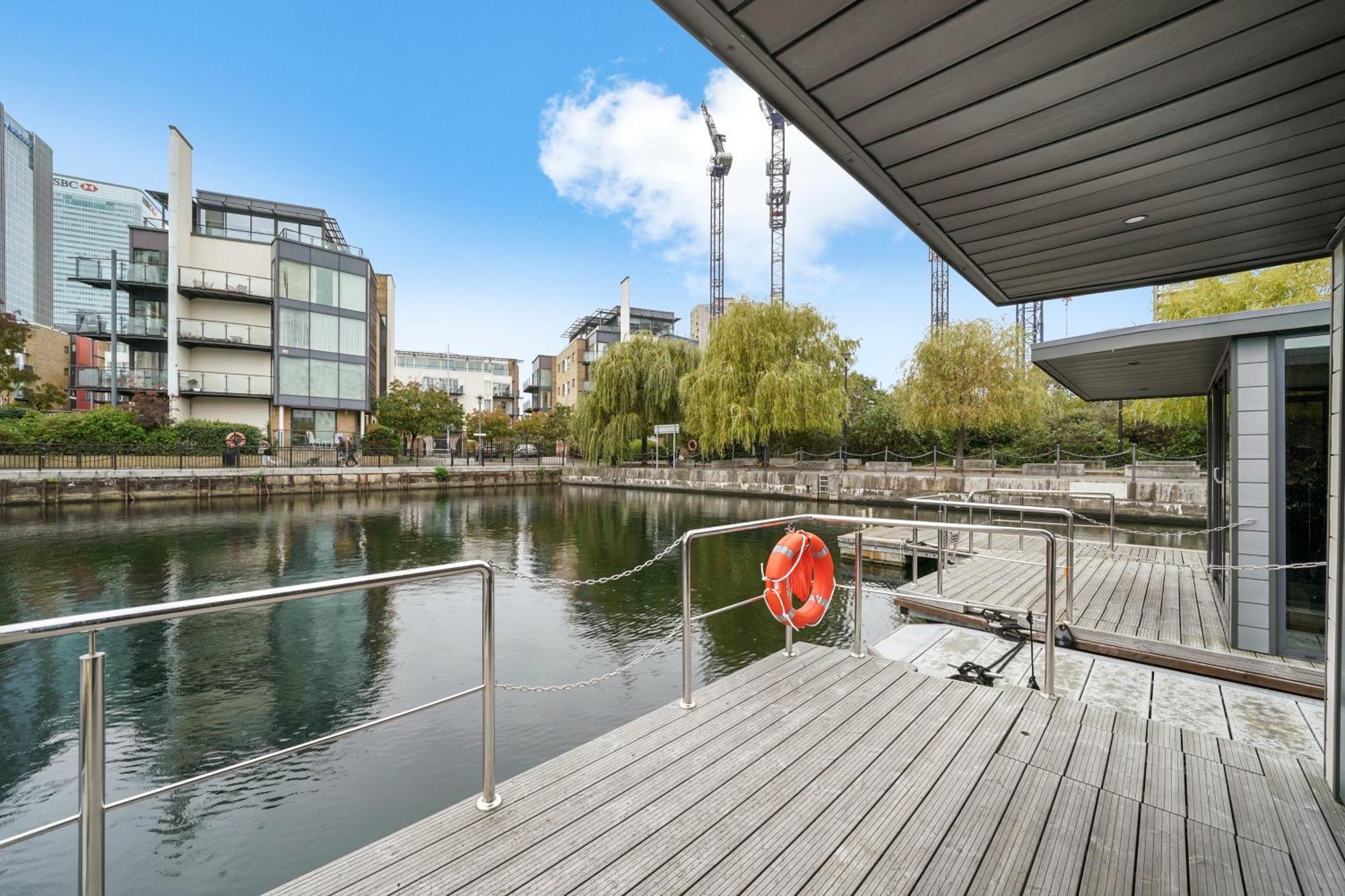 Unique Water Lodge In London - Sleeps 6 Extérieur photo